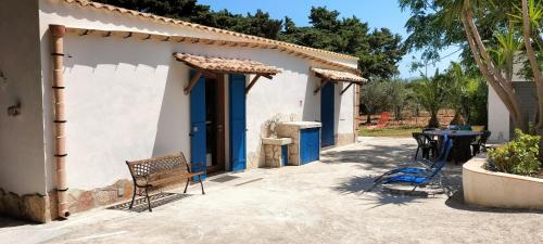 ทัศนียภาพภายนอกโรงแรม, RUSTICO FRA IL VERDE E IL MARE a LIDO VALDERICE in วัลเดริเช