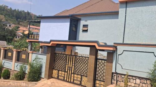 Brachris ad Apartment