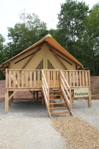 Glamping Park Schloss Thurn in Heroldsbach, Deutschland