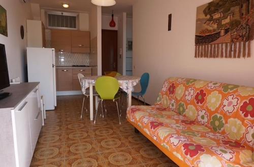  Flat 130mt from the sea-Beahost in Porto Santa Margherita