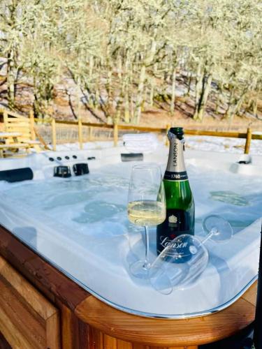A szálláshely kívülről, 2 bed lodge with private hot tub in Aviemore in Auchenbowie
