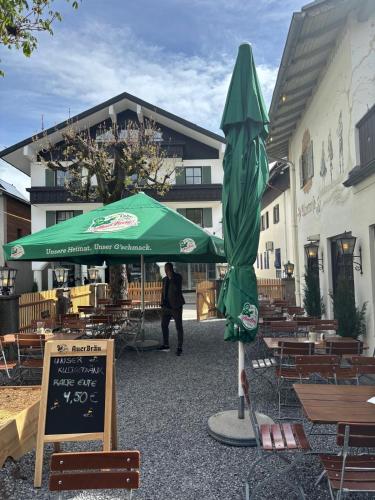 Das Lambacher – Oberaudorf, WY