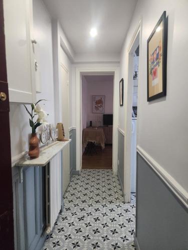 New cosy in Paris - image 8