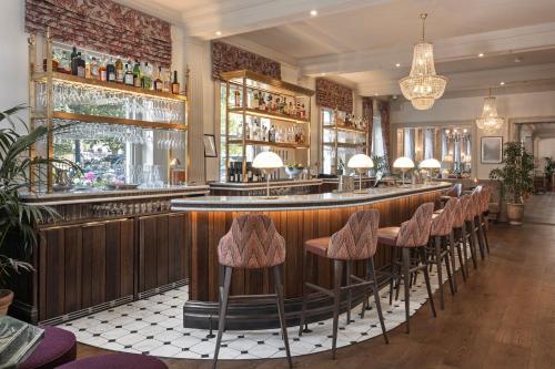 Bar, Francis Hotel Bath near Bath Abbey