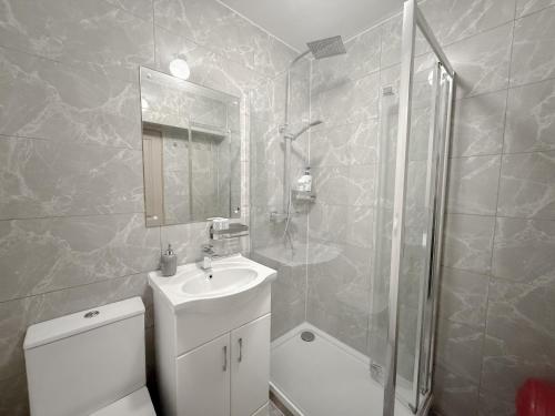 Elegant 2BR Flat Liverpool Street Area Sleeps 5, Londýn (fotografie 8)