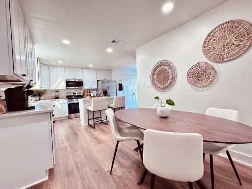 Southwest x Southeast 3BR 2BA in Nederland (Texas)