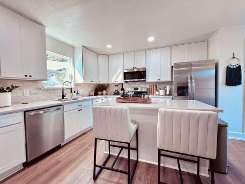 Southwest x Southeast 3BR 2BA in Nederland (Texas)