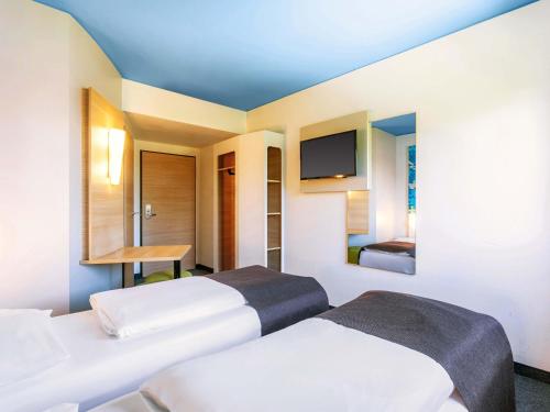B&B Hotel Stuttgart-City Room Type - Twin Room