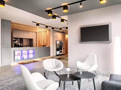 B&B Hotel Stuttgart-Neckarhafen - image 9