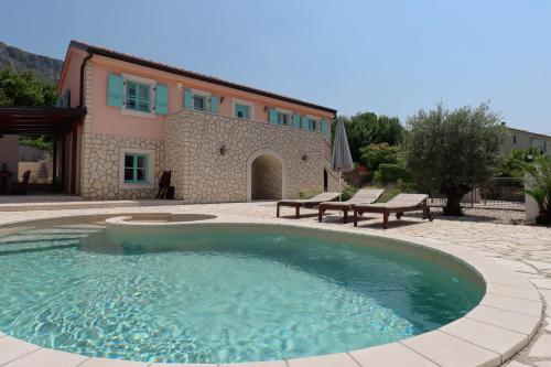 Casa Bianka