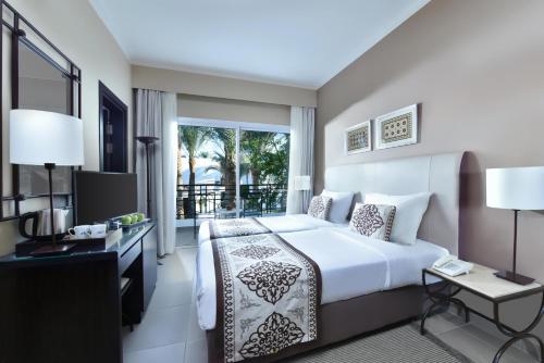 JAZ Fanara Resort - image 2