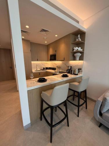 Hive Stayz - 1 Bedroom in Pearl House Harbor Row