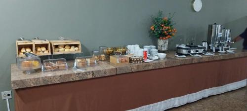 Hotel Aeroporto Ltda near สนามบินเอวริโก เด อาเกียร์ ซัลเลส