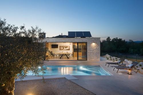 Villa Tia in Kukurini - Haus für 8 Personen (Villa Tia in Kukurini - Haus fur 8 Personen) in 卡森