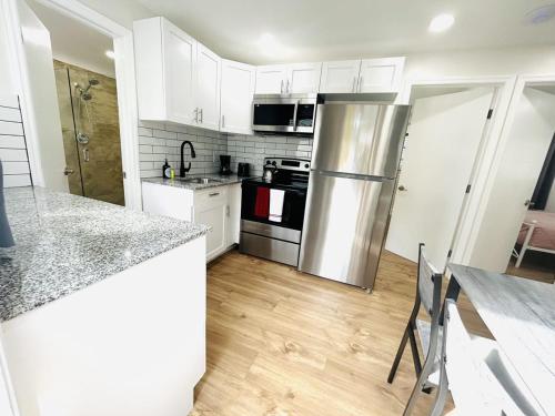Progresso Apartments & Homes by Lowkl Room Type - Two-Bedroom Standard Apartment