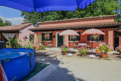 Dalibor in Jakačići - Haus für 2-4 Personen (Dalibor in Jakacici - Haus fur 2-4 Personen) in Jakačići