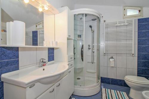 Dalibor in Jakačići - Haus für 2-4 Personen (Dalibor in Jakacici - Haus fur 2-4 Personen) in Jakačići