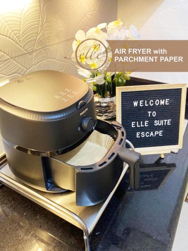 Modern Unit at Shore 2 Mall of Asia by Elle Suite, Manila (fotografie 9)