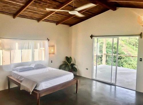 El Puesto Del Sol - Oceanfront Casitas with breathtaking views in Эль-Гиганте