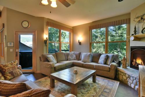 Corral 3B/3B Hot Tub 202W in Breckenridge, USA