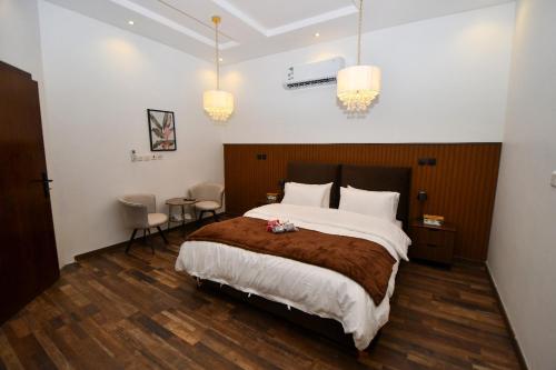 Triple cherries apartment