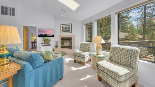 Shadow - Unit 1, Sunriver (photo 5)