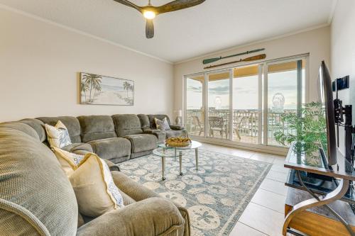 8th Floor Penthouse, Walk to Clearwater Beach thumb 3