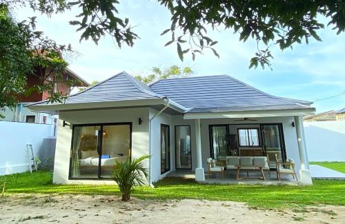 The Weekender Villa 1