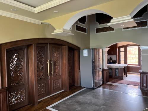 The Heritage Stay near Sheikh ul-Alam International Airport