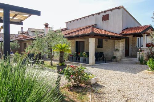 Mani in Pilkovići - Istrien, Kanfanar (photo 3)