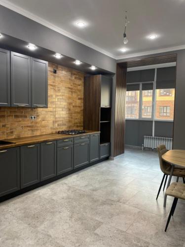 Квартира 43, Uralsk
