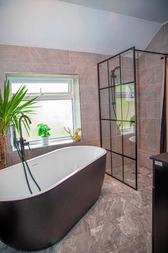 2BR Home in Manchester near Etihad Stadium with Parking, Manchester (fotografie 10)