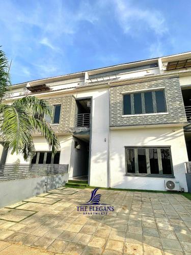 The Elegans Apartments near Nnamdi Azikiwe nemzetközi repülőtér