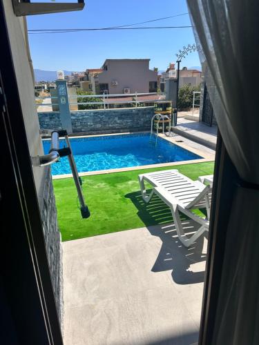 Birds inn in Kusadasi