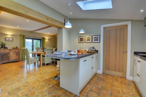 Iekārtas, 3 Bed in Hemblington oc-1781 in Woodbastwick