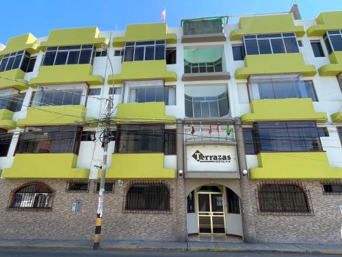 タクナ Hotel Terrazas 2つ星 ホテル プール