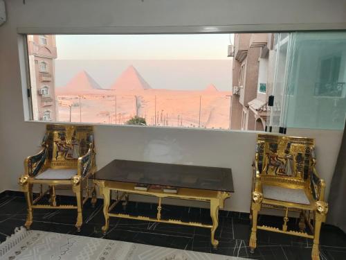 Pyramids Gate, Giza (foto 2)