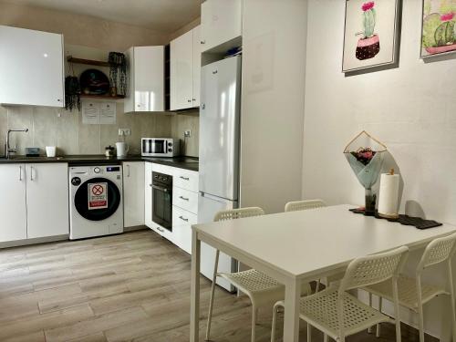 Amanecer Isleño Habitaciones, private Rooms in a Shared 3-Bedroom Apartment in Arrecife, Lanzarote 5