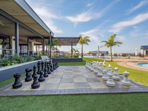 Swimming pool, Ballito Hills - Ocean View, Queen bed & Free Wi-Fi in Ballito