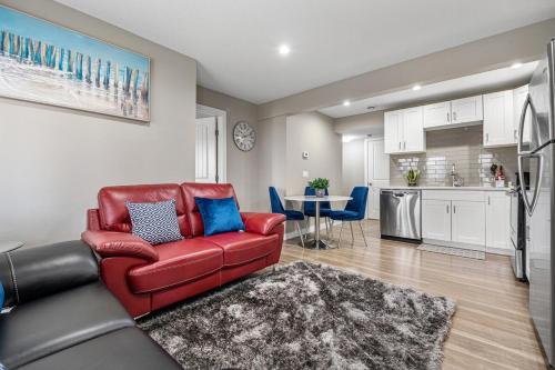 Cozy & Large Furnished 2-Bedroom Suite