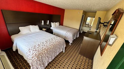 Garden inn & suites pine Mountain - image 11
