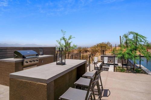 Paradise Canyon-Infinity Pool-Mnt Views-Estate 3 in Fort McDowell