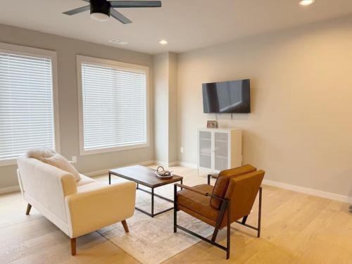 2 BD DreamCatcher Dwelling Silos, Clemson, & Greenville in Easley (Dél-Karolina)