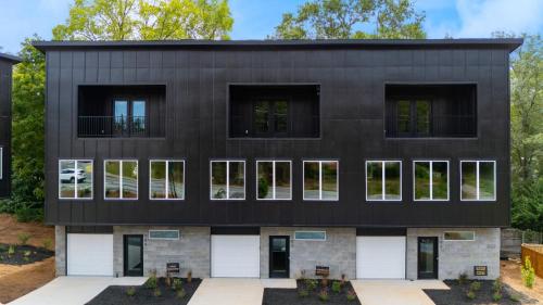 A szálláshely kívülről, 2 BD DreamCatcher Dwelling Silos, Clemson, & Greenville in Easley (Dél-Karolina)