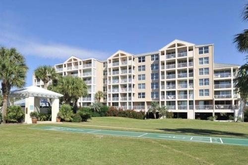 Magnolia House at Destin Pointe 405 near Boshamps Seafood & Oyster House