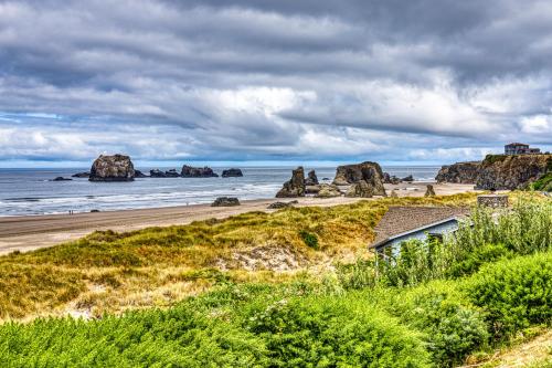 Ocean Vista Studio