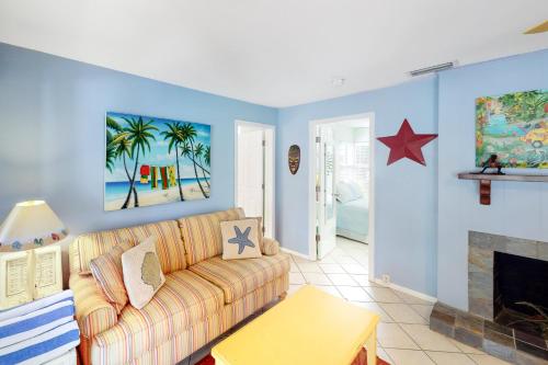 21 Palms Unit A