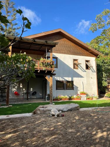 אירוח בכפר ורדים גברת פלפלת, Kefar Weradim (Foto 9)