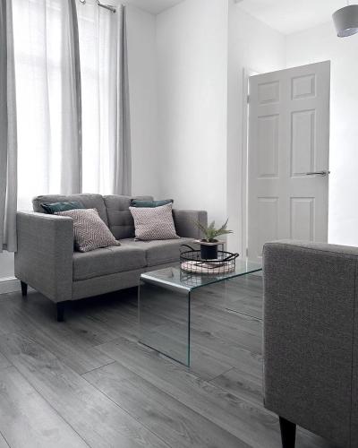 Cosy Haus, Manchester