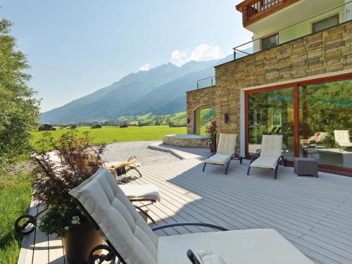 Terraza/balcón, Alpeiner-Nature Resort Tirol in Neustift im Stubaital